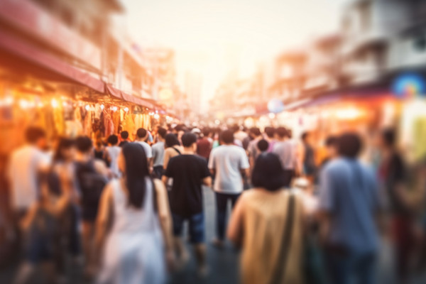 營銷策略制定：依據(jù)市場(chǎng)情況，提升銷售業(yè)績(jī)