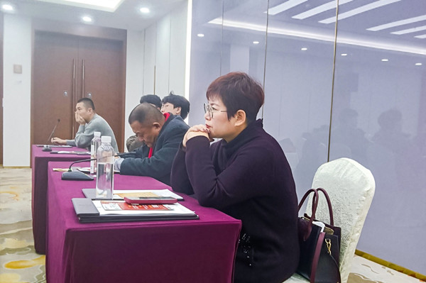 無錫市社區(qū)商會(huì)——勤新商會(huì)攜手正睿咨詢集團(tuán)為企業(yè)家賦能充電！