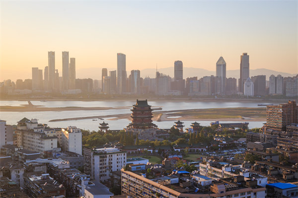 南昌本土管理咨詢公司如何打造差異化服務(wù)，贏得市場認(rèn)可？