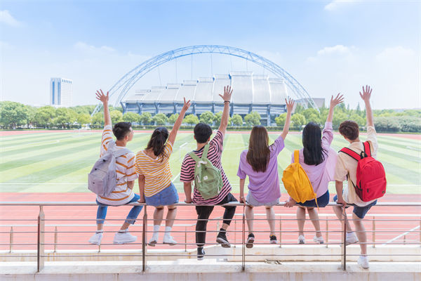 校園招聘嚴(yán)禁限定985和211高校，對制造業(yè)有哪些啟示？