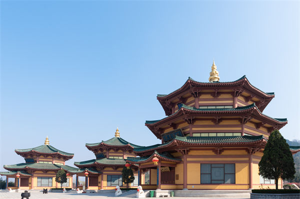煙臺企業(yè)戰(zhàn)略模糊難落地？戰(zhàn)略咨詢公司如何精準錨定增長賽道？