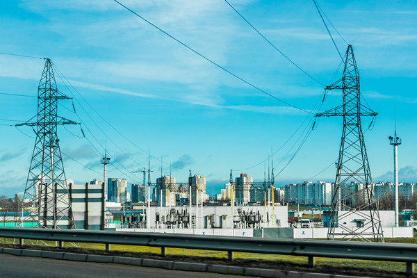 電氣行業(yè)年度經(jīng)營(yíng)計(jì)劃咨詢公司哪家好，高低壓設(shè)備產(chǎn)能怎優(yōu)化？