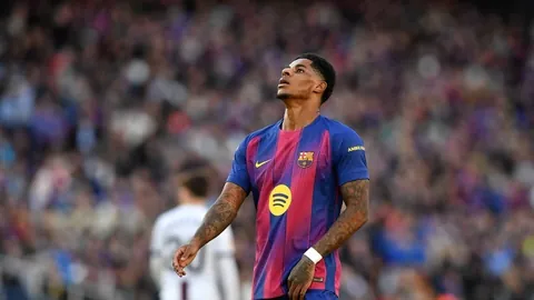 南京苏酒在CBA常规赛首战不敌上海久事